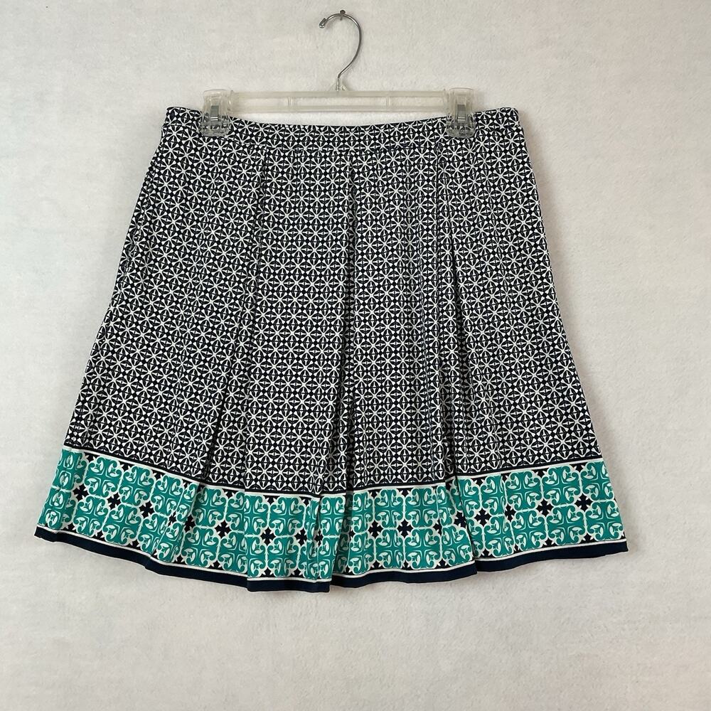 Max Studio Pleated Skirt Womens M Navy‎ Blue White Teal Geometric Print Knit